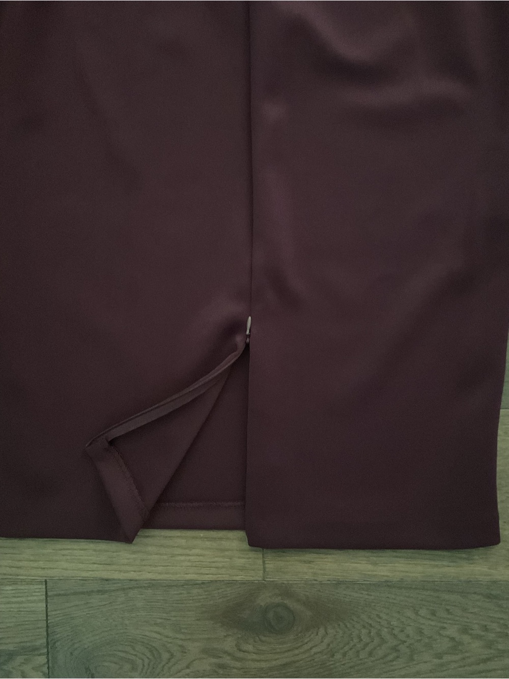 Eloquii Neoprene Pencil Skirt in Potent Purple, Size 14 - Picture 5 of 8